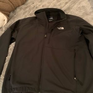 Men’s North Face zip up Jacket. Size XL